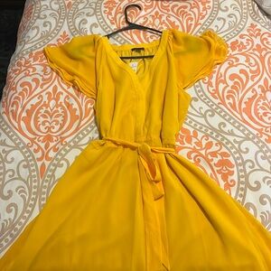 NWT- size Medium- Yellow Dress with Flutter sleeve & tied waist